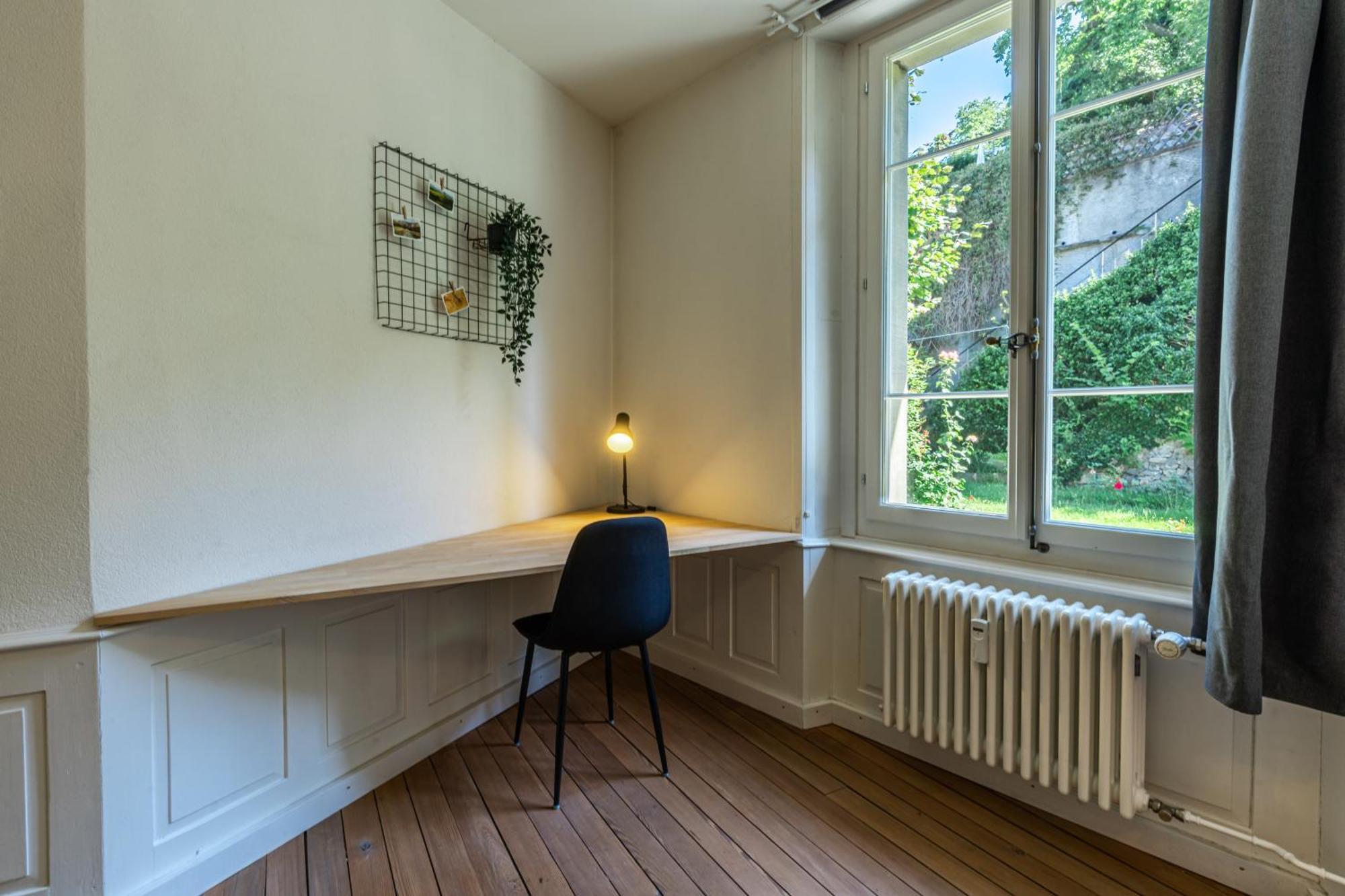 Historische Wohnung Im Herzen Der Thuner Altstadt Exterior photo